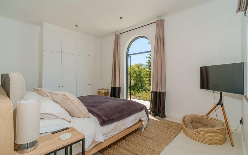 4 Bedroom Property for Sale in Hout Bay Western Cape